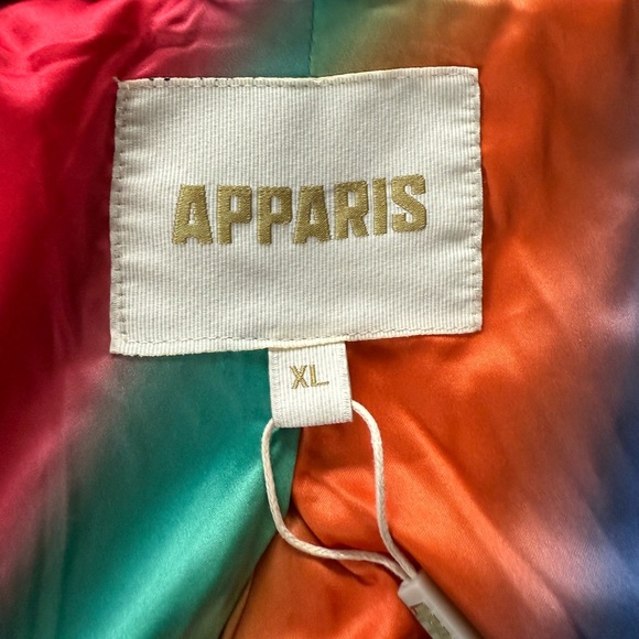 NWT Apparis Zip up fleece made in Plant Based Shearling. - Picture 9 of 10
